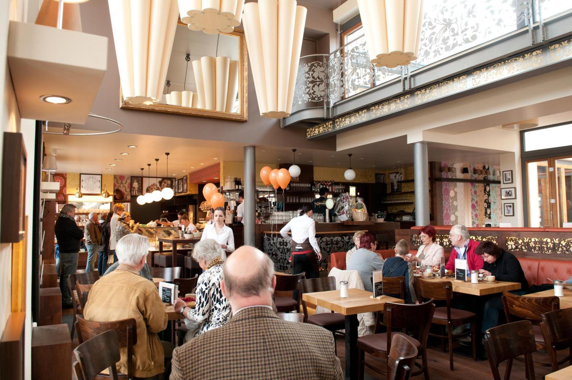Cafe Elisabeth Hotel Mutterstadt Buitenkant foto